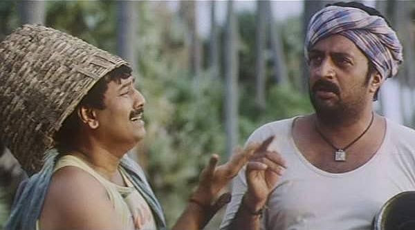 “எப்படி திருப்பி போட்டாலும் வரலயே” - கமல் பேச்சை கிண்டல் செய்யும் நெட்டிசன்கள்!