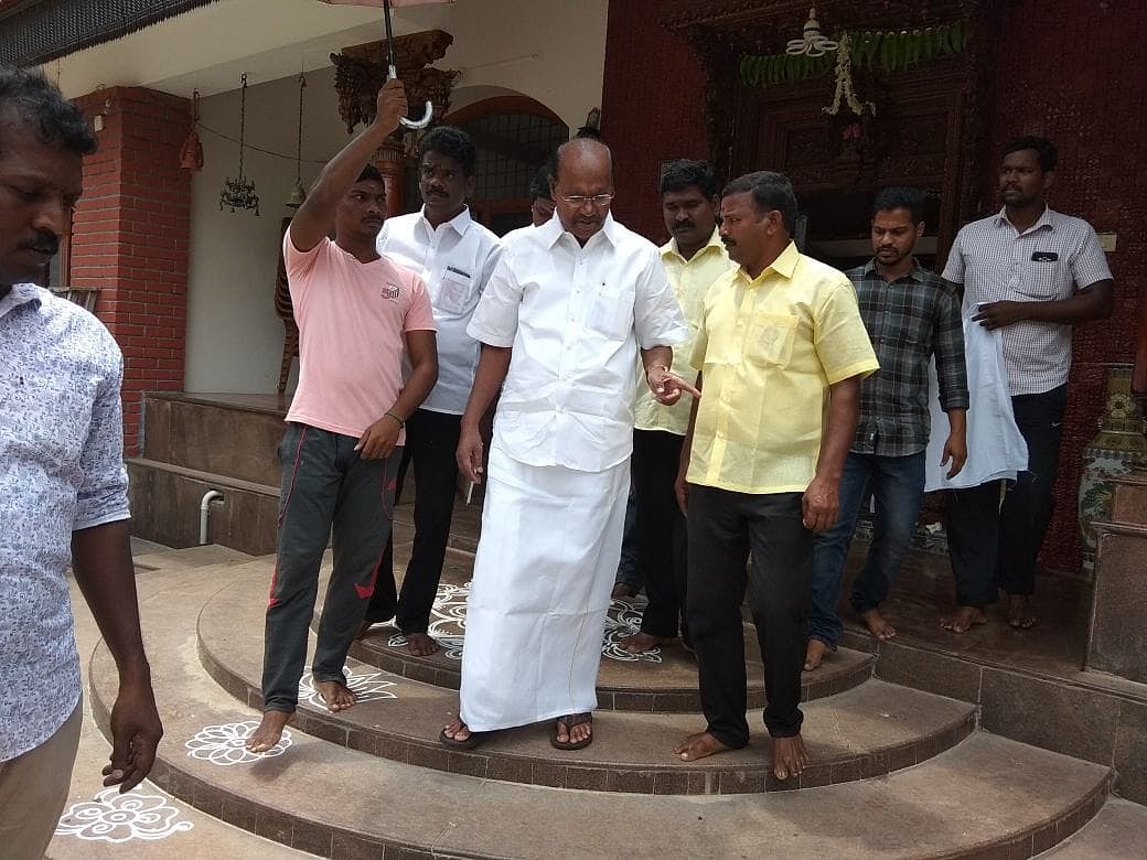 “ராமதாஸுக்காக ரத்தம் சிந்தியது போதும்.. இனி எனக்காக வாழ்கிறேன்”- விரக்தியால் வெளியேறும் பா.ம.க நிர்வாகி!