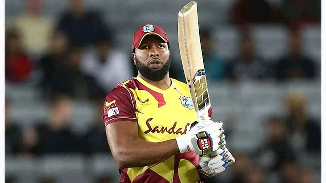 6 பந்துகளில் 6 சிக்சர்கள் : கிப்ஸ், யுவராஜ் லிஸ்ட்டில் இணைந்த பொல்லார்ட் - நொந்துபோன தனஞ்செயா! #SLvWI 