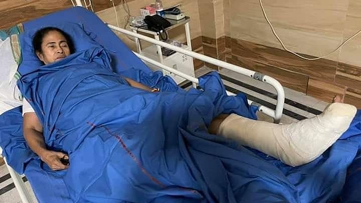 மம்தா பானர்ஜி மீது கொலை வெறி தாக்குதல் : என்ன நடந்தது? அதிர்ச்சி தகவல்கள் (video)