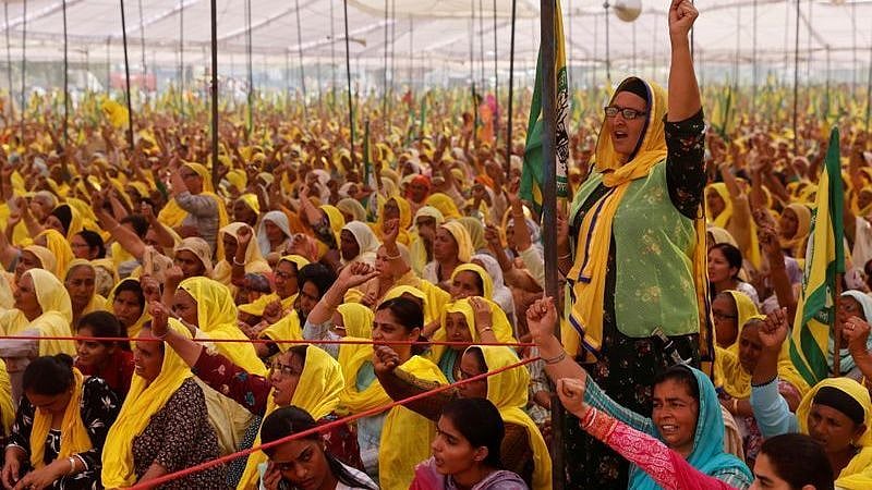 மகளிர் தினத்தில் விவசாயிகள் போராட்டத்திற்கு தலைமை தாங்கிய பெண்கள்... பா.ஜ.க அரசுக்கு எதிராக முழக்கம்! 