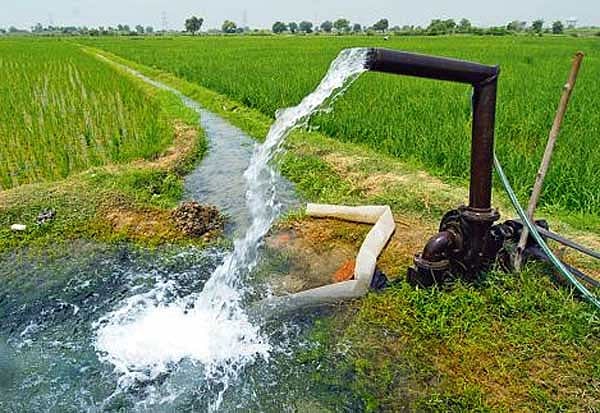 எதிலும் முதன்மை... கலைஞர் ஆட்சியின் சாதனைகளும் சீரிய திட்டங்களும்! : மகுடம் சூடிய தி.மு.க -2