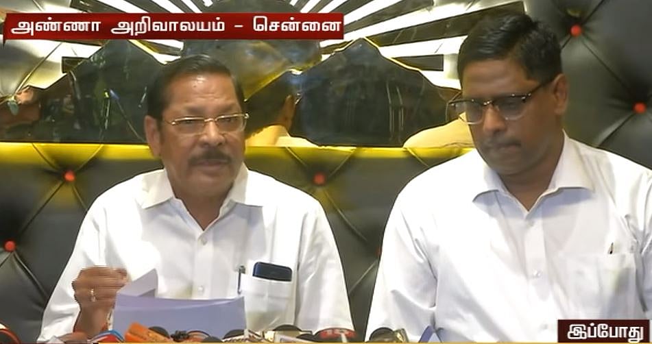 “பழனிசாமி அவர்களே, ஜெயலலிதா மரணத்திற்கு காரணம் யார் தெரியுமா?” - பொய்களை அம்பலப்படுத்திய ஆர்.எஸ்.பாரதி!