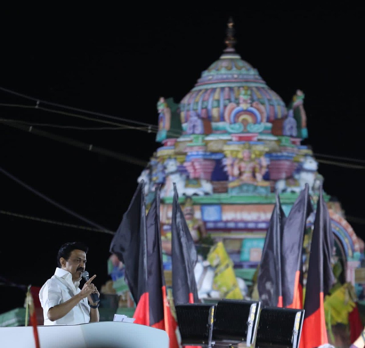 "234 தொகுதிகளிலும் அ.தி.மு.க கூட்டணி வாஷ் அவுட் ஆகப்போவது உறுதி” - திருவாரூரில் மு.க.ஸ்டாலின் பிரச்சாரம்!