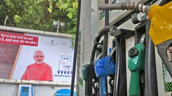 “மோடி படங்களை உடனே நீக்க வேண்டும்” : 5 மாநிலங்களுக்கு தேர்தல் ஆணையம் அதிரடி உத்தரவு !