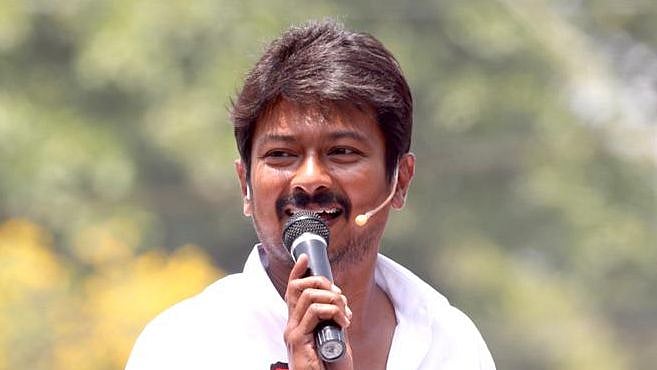 “கொரோனா தடுப்பூசிகளை வீணடித்ததில் முதலிடம்.. கொள்ளையில் கவனம் செலுத்திய அரசு” - உதயநிதி ஸ்டாலின் சாடல்!