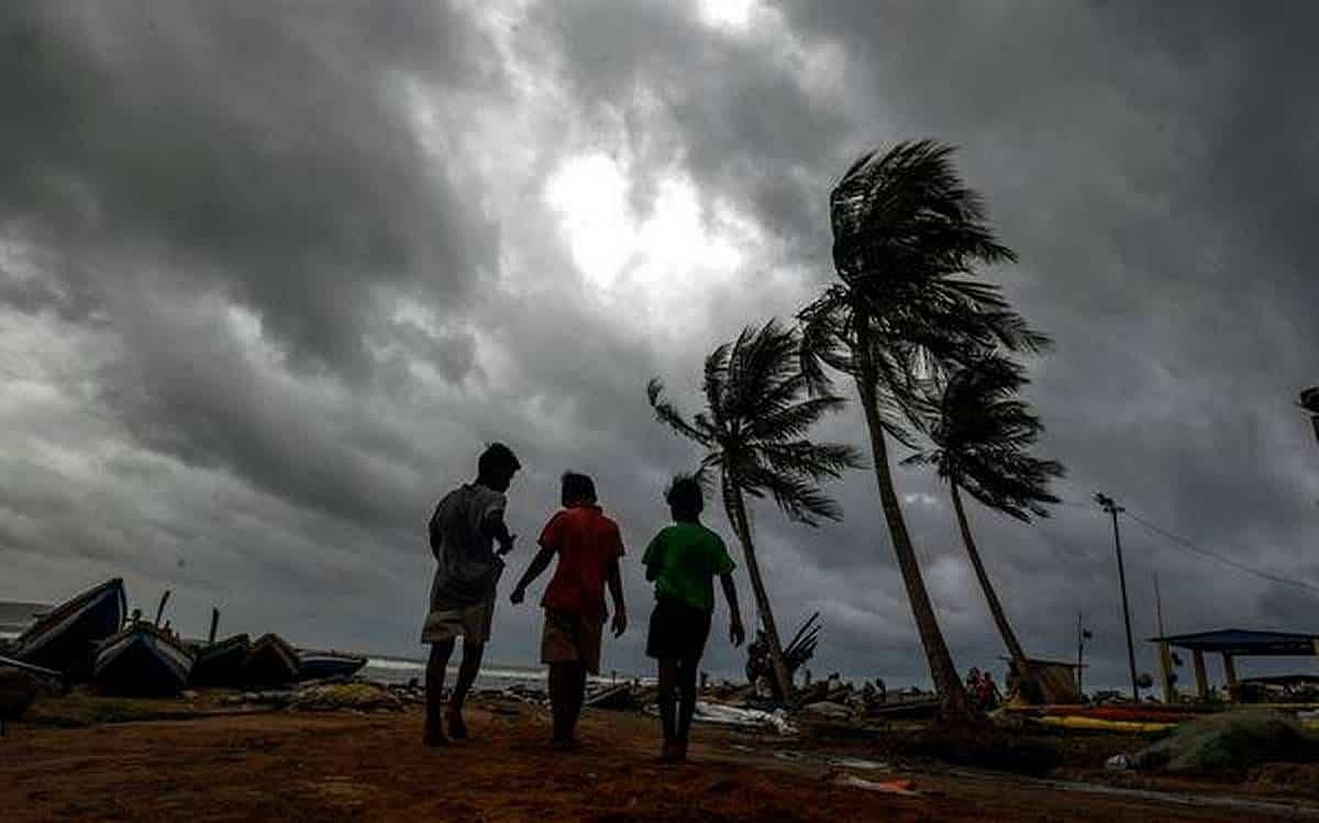 தமிழ்நாட்டில் 6 மாவட்டங்களுக்கு ஆரஞ்ச் எச்சரிக்கை; சென்னையின் வானிலை நிலைமை என்ன? அண்மைத் தகவல்கள்!