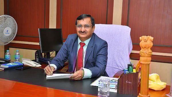 “சூரப்பா எங்கு சென்றாலும் விடமாட்டோம்; சட்ட நடவடிக்கை எடுக்கப்படும்” - நீதிபதி கலையரசன் எச்சரிக்கை!