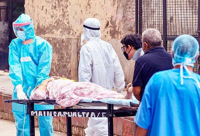 “சடலங்களை எரிக்க சுடுகாடுகளில் இடமில்லை” : வடமாநிலங்களில் ஏற்பட்ட அவலம் - திருவிழா கொண்டாட சொல்லும் மோடி!