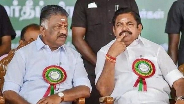 “சென்னைப் பல்கலைக்கழகத்தின் நிர்வாகச் சீர்கேட்டுக்கு யார் பொறுப்பு?” : முரசொலி தலையங்கம் கேள்வி !