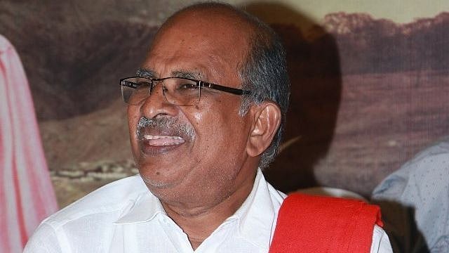 “என்னிடம் இருந்த பணத்தை எண்ணி பரிதாபமாகப் பார்த்த அதிகாரிகள்”- ஐ.டி ரெய்டு அனுபவம் பகிரும் சி.மகேந்திரன்!