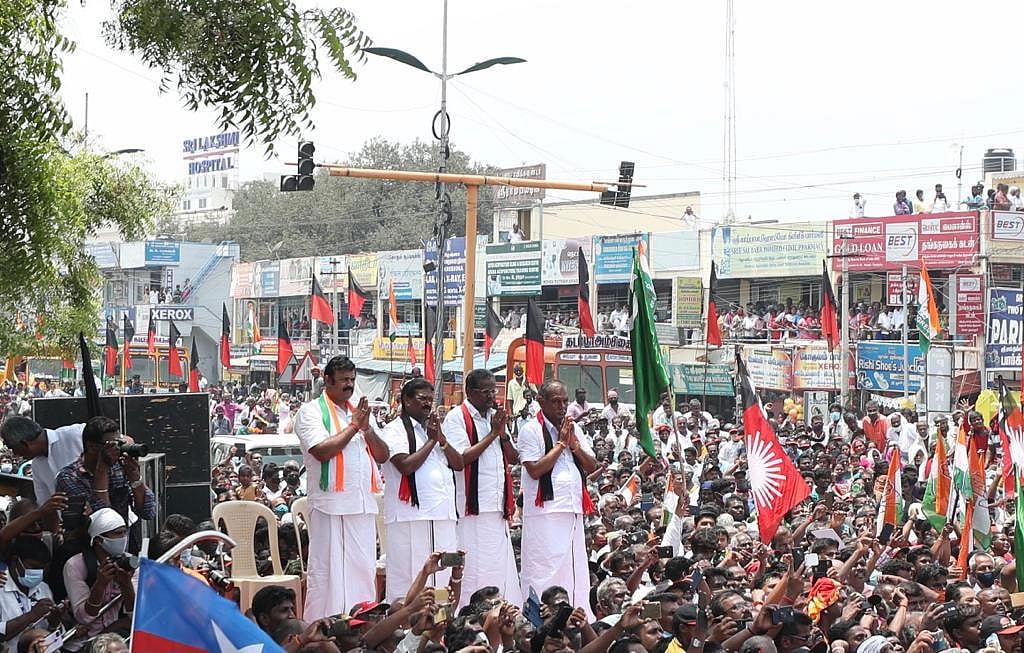 "அ.தி.மு.க எதிர்ப்பலை இல்லை என்கிறார்கள்... தமிழகமெங்கும் சுனாமியே அடிக்கிறது” - மு.க.ஸ்டாலின் பேச்சு!