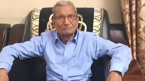 “நான் வாழ்ந்துவிட்டேன்; என் படுக்கையை இளைஞருக்கு கொடுங்கள்”- நெகிழ்ச்சியில் ஆழ்த்திய முதியவர் உயிரிழப்பு!