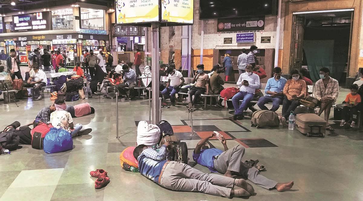 “வதந்திகளை கண்காணிக்க குழு.. வட மாநில தொழிலாளர்கள் மீது தனிகவனம்” - காவல்துறைக்கு DGP அறிவுறுத்தல் !