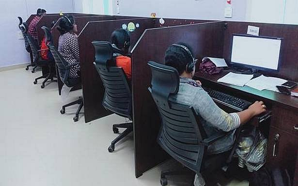 “ஹெல்ப் லைனில் உதவி கேட்ட கொரோனா நோயாளியை ‘செத்து போ’ என சொன்ன அரசு ஊழியர்” : பாஜக ஆளும் உ.பி-யில் அவலம்!