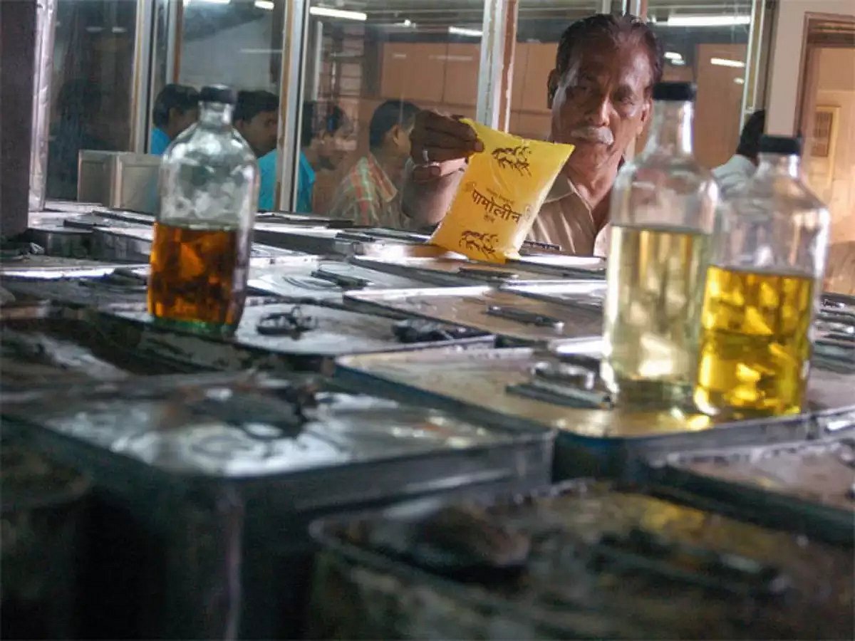 ஓராண்டில் சமையல் எண்ணெய் விலை 115% அதிகரிப்பு : விலை உயர்வு மூலம் மக்களின் வயிற்றில் அடிக்கும் மோடி அரசு!