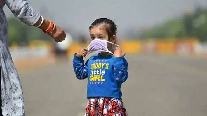 “கொரோனாவால் பெற்றோர், உற்றாரை இழந்து தவிக்கும் 577 குழந்தைகள்” - அதிர்ச்சி தகவல் வெளியிட்ட மத்திய அரசு!