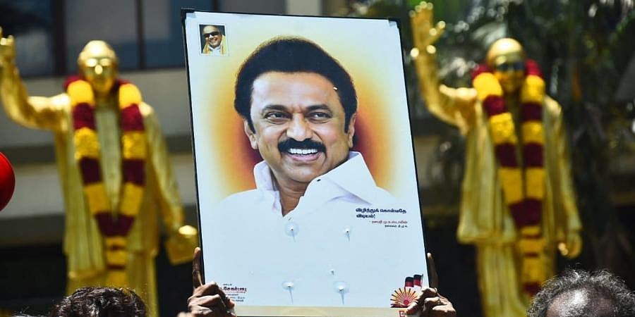 அளவிட முடியாத வேகத்தில் பயணித்து வியப்பில் ஆழ்த்துகிறார் முதலமைச்சர் மு.க.ஸ்டாலின் - முரசொலி புகழாரம்!