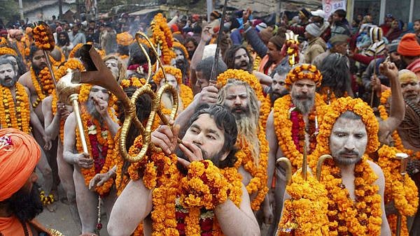 ஒரே பெண்ணால் 33 பேருக்கு கொரோனா... கும்பமேளாவில் பங்கேற்றதால் வந்த வினை... அச்சத்தில் பெங்களூரு மக்கள்!