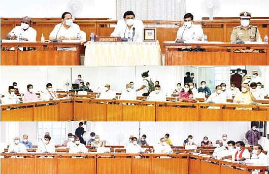 “இது விடுமுறை காலம் அல்ல; கொரோனா காலம் என்பதை பொதுமக்கள் உணர வேண்டும்” : முதல்வர் மு.க.ஸ்டாலின் உரை! 