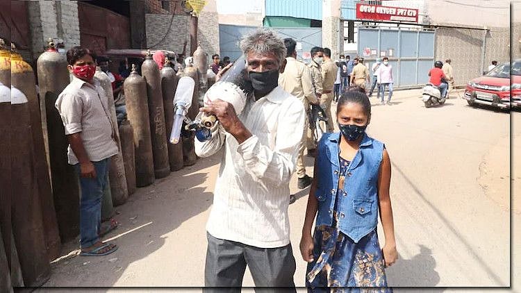 "ஆக்சிஜன் தட்டுப்பாட்டால் ஏற்படும் மரணங்கள் இனப்படுகொலைக்குச் சமம்" : அலகாபாத் நீதிமன்றம் காட்டம்!