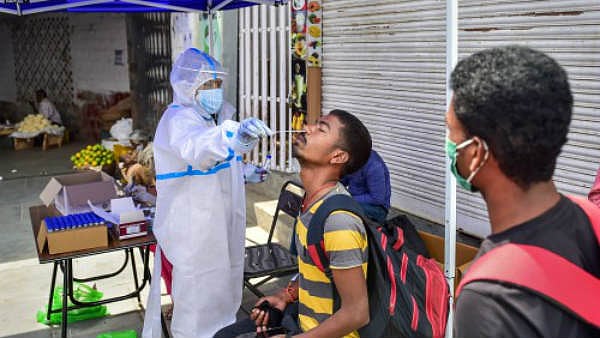 அதிகரிக்கும் உயிரிழப்பு எண்ணிக்கை... தமிழகத்தில் இதுவரை கொரோனாவுக்கு 20 ஆயிரம் பேர் பலி!