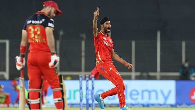 ஒரே ஸ்பெல்லில் மேட்ச்சை மாற்றிய ப்ரார்... பழைய ஃபார்முக்கு திரும்பும் பெங்களூரு! IPL 2021