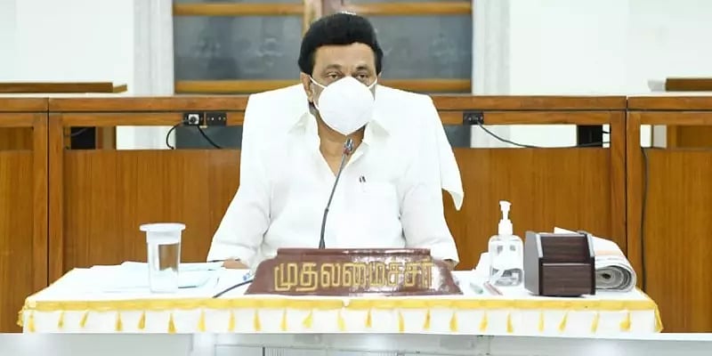 கொரோனாவை ஒழிக்க அனைத்துக்கட்சிக் குழு அமைத்த முதல்வர்; மாற்று அரசுக்கான சூத்திரம் என முரசொலி புகழாரம்!