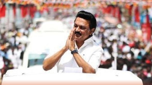 “கொரோனா தடுப்பில் முனைப்போடு 4 நாட்களுக்கு முன்பே முதல்வராக செயல்பட தொடங்கிய மு.க.ஸ்டாலின்” : முரசொலி