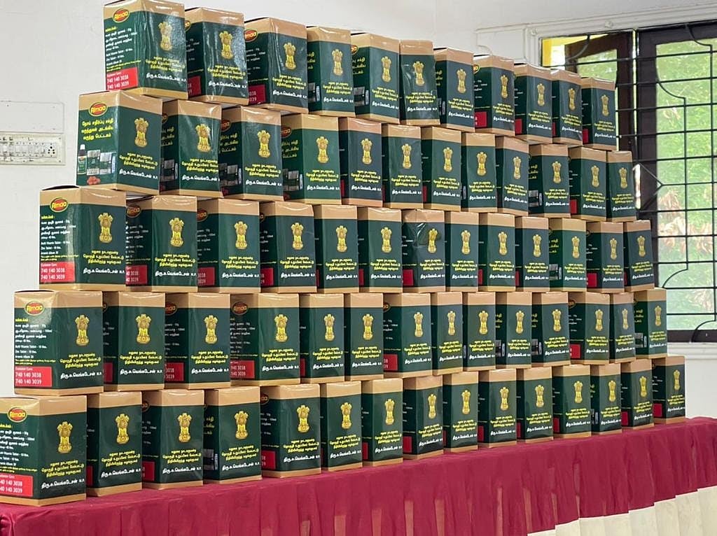 தொகுதி நிதியில் இருந்து 20 ஆயிரம் மருந்து பெட்டகங்கள் வழங்கிய மதுரை MP : அமைச்சர்கள், MLAக்கள் பங்கேற்பு!