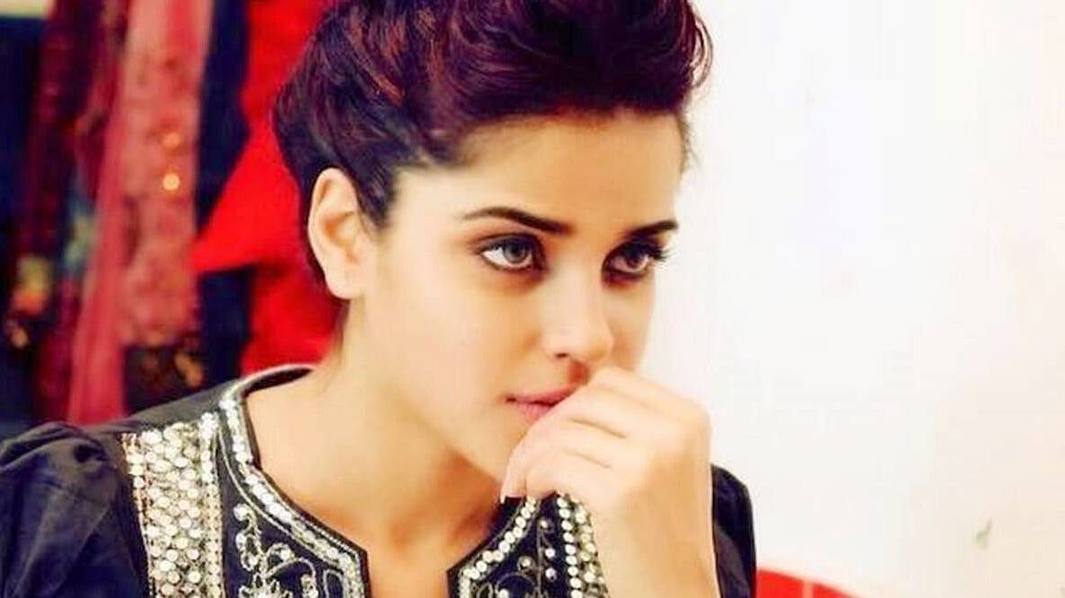 அவசரமாக வெண்டிலேட்டர் உதவி கேட்ட நடிகை பியா... கிடைக்காததால் 5 மணி நேரத்திலேயே சகோதரர் உயிரிழந்த சோகம்!