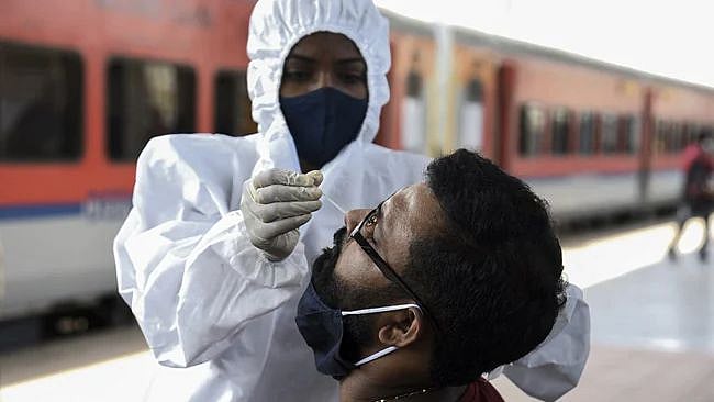 “கொரோனா பரிசோதனைக்கு கூடுதல் கட்டணம் வசூலித்தால் கடும் நடவடிக்கை” : அமைச்சர் மா.சுப்பிரமணியன் எச்சரிக்கை!