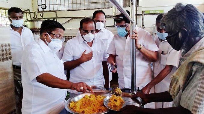 “கோவையில் உள்ள அம்மா உணவகங்களில் இலவச உணவு - மக்களுக்காக தி.மு.க துணை நிற்கும்” : அமைச்சர் அர.சக்கரபாணி