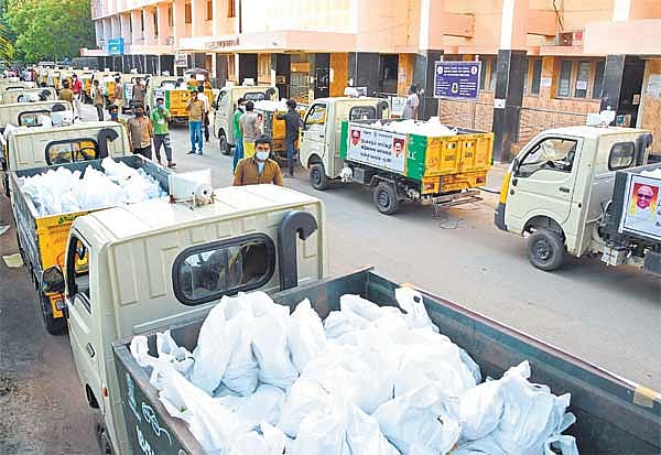 “முதலமைச்சர் மு.க.ஸ்டாலினின் சீரிய நடவடிக்கையால் பயனடையும் இல்லத்தரசிகள்” - தினத் தந்தி நாளேடு புகழாரம்!