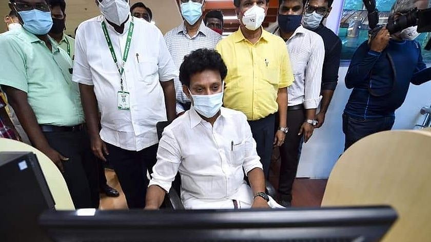 “அ.தி.மு.க ஆட்சியில் விடுபட்ட அனைத்து மாணவர்களுக்கும் ‘TAB’ வழங்கப்படும்” : அமைச்சர் அன்பில் மகேஸ் உறுதி!