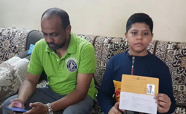 “13 வயது சிறுவனுக்கு தடுப்பூசி போட்டதாக வந்த மெசேஜ்.. அதிர்ந்த தந்தை” : ம.பி பா.ஜ.க அரசின் மோசடி அம்பலம்!