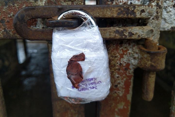 திருப்பூரில் 27 பேருக்கு கொரோனா பரவ காரணமாக இருந்த முன்னாள் அ.தி.மு.க எம்.எல்.ஏ-வின் மில்லுக்கு சீல்!