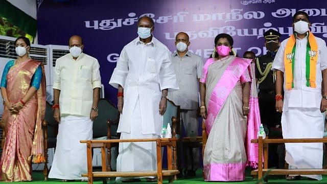 ‘ஒன்றிய அரசு’ என துணைநிலை ஆளுநர் ஒப்புதல்... அதன்படியே பதவியேற்ற புதுச்சேரியின் புதிய அமைச்சர்கள்!