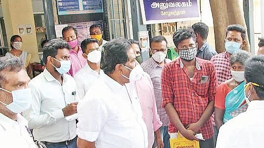 “இடைத்தரகர்கள் தலையீடு இருந்தால் துறைரீதியாக கடும் நடவடிக்கை” : பதிவுத்துறை அமைச்சர் மூர்த்தி எச்சரிக்கை!