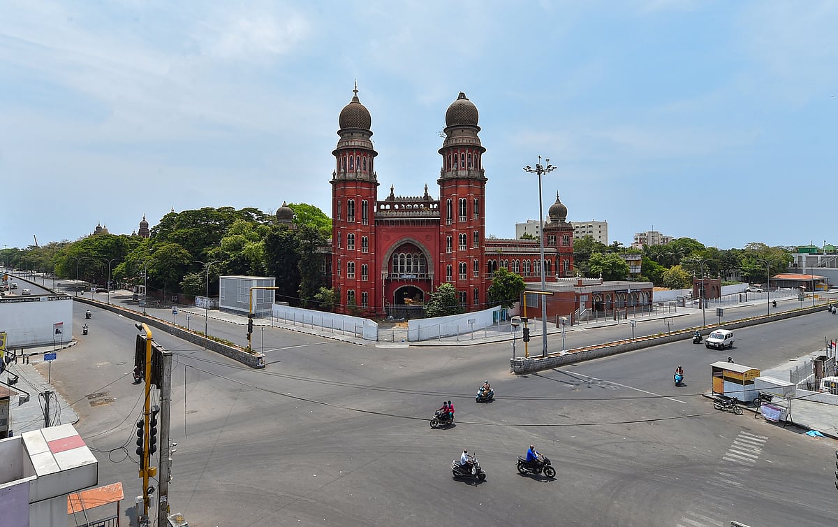 “ஆக்சிஜன் உற்பத்தியை நிறுத்த வேண்டாம்; எதிர்கால தேவையை கருத்தில் கொள்க” - சென்னை உயர் நீதிமன்றம் அறிவுரை!