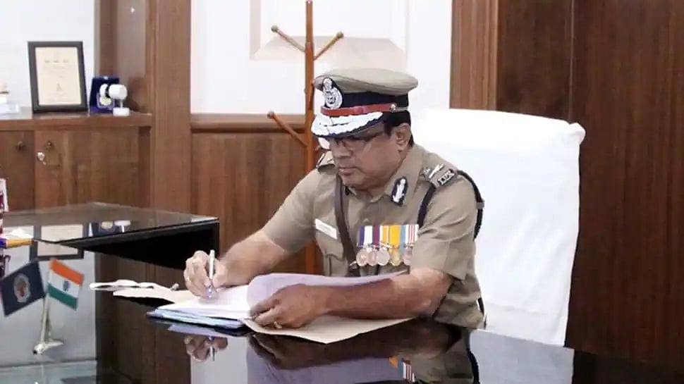 ஓய்வுபெற்றாலும் எனது சேவையை தொடர்வேன்; தமிழ்நாட்டை சொந்த மண்ணாகவே நினைக்கிறேன் - திரிபாதி உருக்கம்!