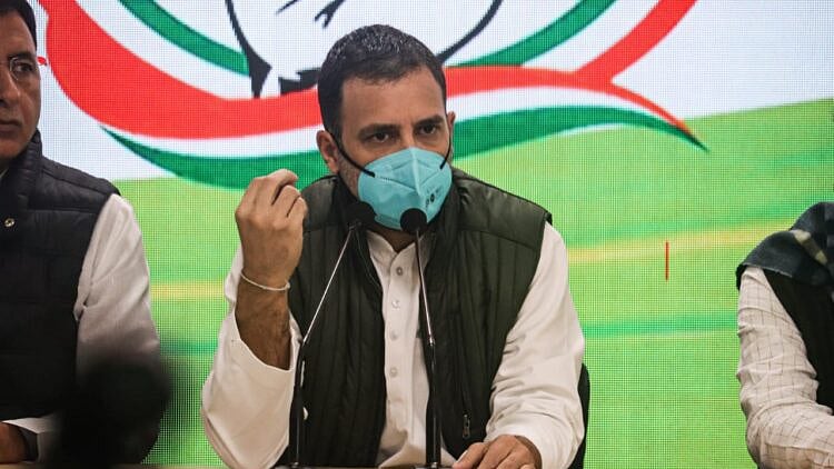 “இன்னும் எத்தனை வழிகளில் இந்தியாவை கொள்ளையடிக்கப் போகிறது பா.ஜ.க?” - ராகுல் சாடல்!