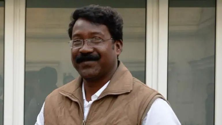 ஜார்க்கண்டில் ஆட்சியைக் கவிழ்க்க ரூ.1 கோடி பேரம்... பா.ஜ.க மீது காங்கிரஸ் MLA பரபரப்பு குற்றச்சாட்டு!