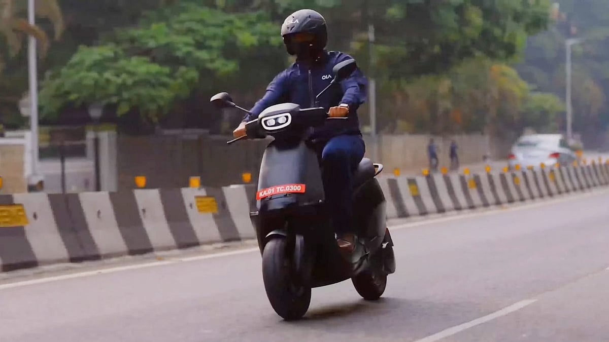 '2 விநாடிகளில் 1 E-Bike’ - ஒரே ஆண்டில் 1 கோடி வாகனங்கள் தயாரிக்க OLA திட்டம் - 1 லட்சம் பேர் முன்பதிவு!