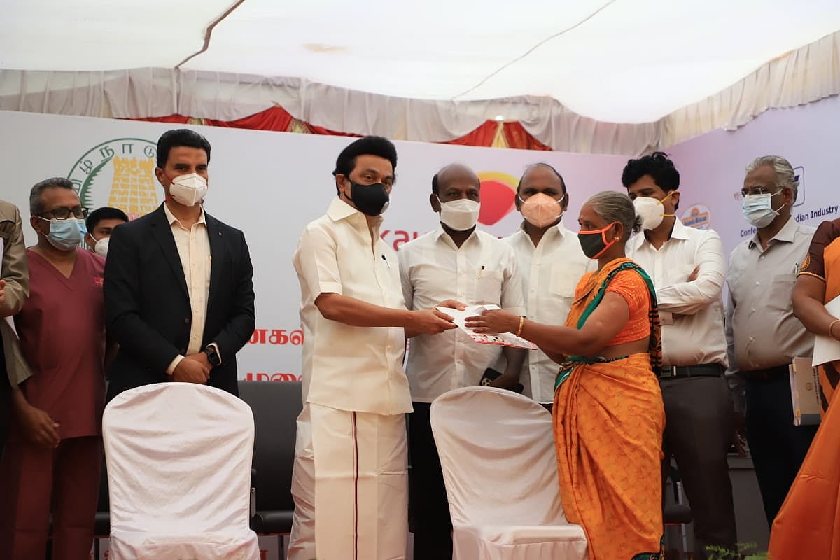 நாட்டிலேயே முதல்முறை..தனியார் மருத்துவமனைகளில் இலவச தடுப்பூசி: தொடங்கிவைத்தார் முதலமைச்சர் மு.க.ஸ்டாலின்!