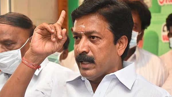 அ.தி.மு.க முன்னாள் அமைச்சர் சி.வி.சண்முகத்தின் பேச்சுக்கு வலுக்கும் எதிர்ப்பு.. ஊழியர்கள் போராட்டம்!