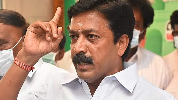 "பா.ஜ.கவுடன் கூட்டணி வைத்ததாலேயே தோற்றோம்" : புலம்பிய சி.வி.சண்முகம்- பொங்கிய பாஜக- கூட்டணியில் சலசலப்பு!