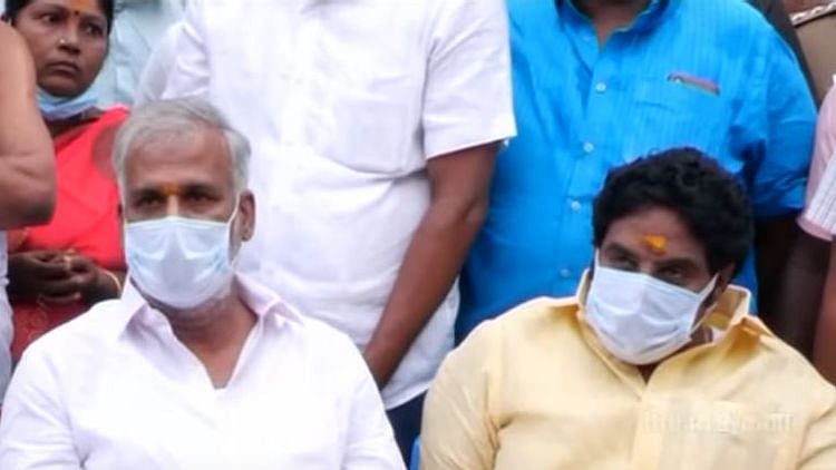 "சிலை கடத்தல் வழக்கில் தொடர்புடையவர்கள் மீது கடும் நடவடிக்கை" : அமைச்சர் சேகர்பாபு எச்சரிக்கை!