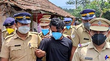 3 வருடங்களாக பாலியல் தொல்லை... சிறுமியை தூக்கில் தொங்கவிட்ட இளைஞன்... கேரளாவை உலுக்கிய கொடூரச் சம்பவம்!