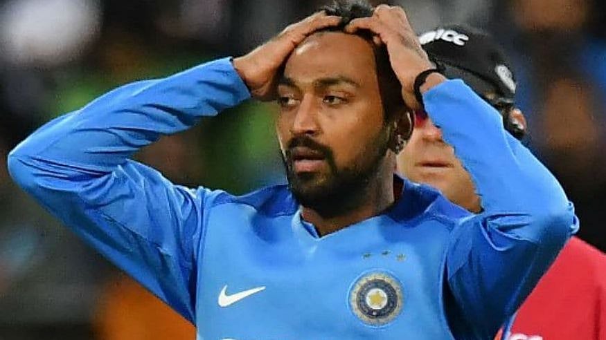 க்ருணால் பாண்டியாவால் ஏற்பட்ட சிக்கல்... ரத்தாகிறதா இந்தியா - இலங்கை T20 கிரிக்கெட் தொடர்?